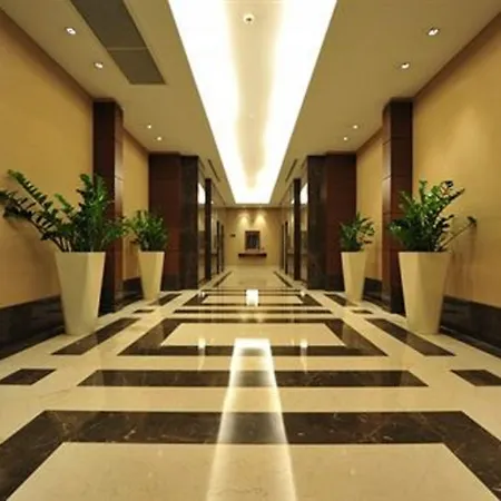 Radisson Residences Avrupa Tem 4*