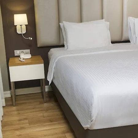 Radisson Residences Avrupa Tem Istanbul