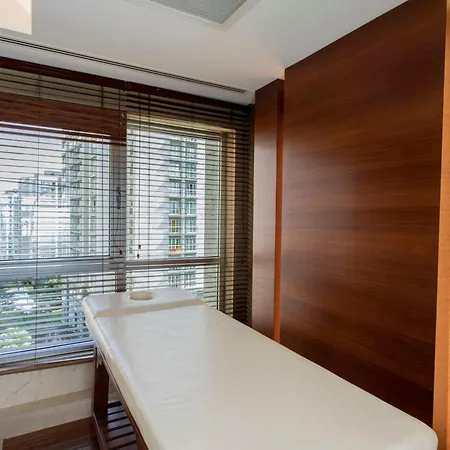 Hotel Radisson Residences Avrupa Tem Istanbul