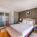 Radisson Residences Avrupa Tem Hotel