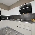 Hotel Radisson Residences Avrupa Tem Istambul