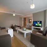 Hotel Radisson Residences Avrupa Tem