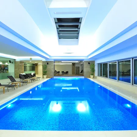 Radisson Residences Avrupa Tem Stambuł