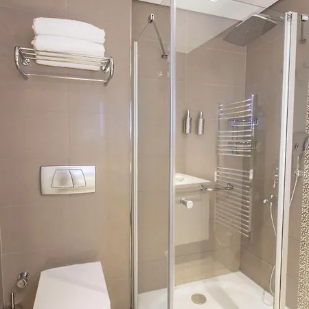 Radisson Residences Avrupa Tem