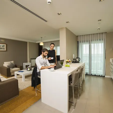 Radisson Residences Avrupa Tem Hotell 4*