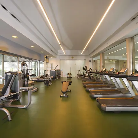 Radisson Residences Avrupa Tem Hotell