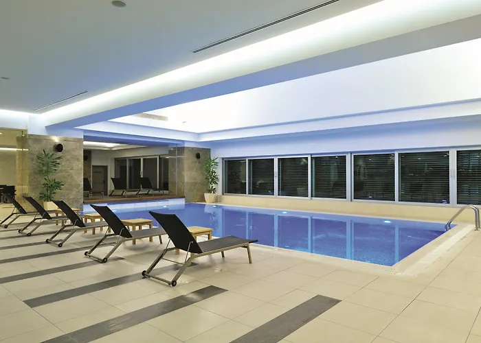 Radisson Residences Avrupa Tem Otel İstanbul