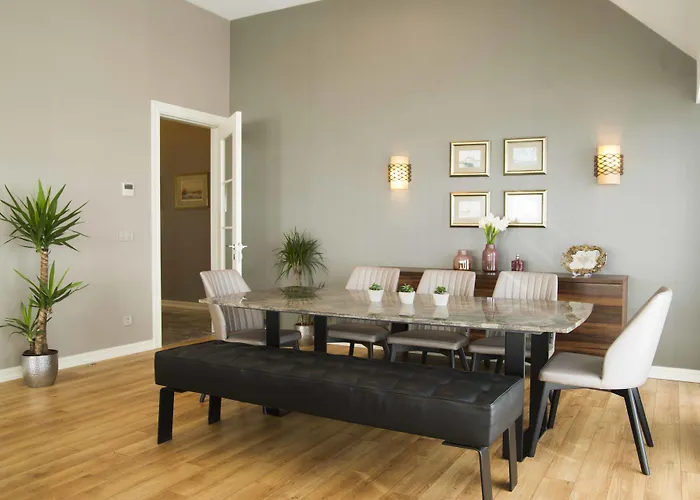 Radisson Residences Avrupa Tem Otel 4*