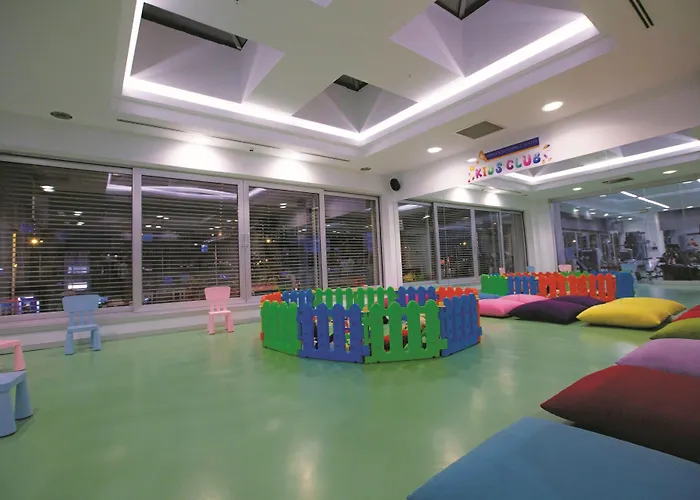 Radisson Residences Avrupa Tem