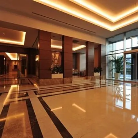 Radisson Residences Avrupa Tem 4* اسطنبول