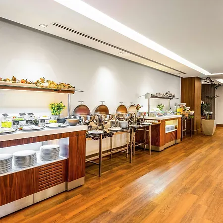 Hotel Radisson Residences Avrupa Tem Istanboel